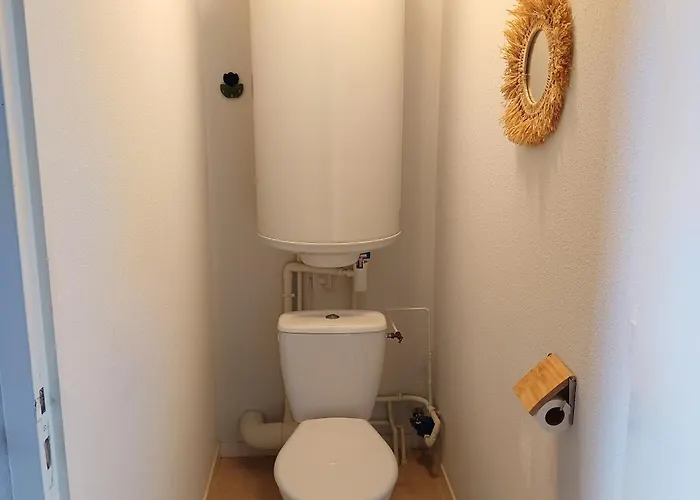 Besse: 6 Pers. Lumineux Avec Balcon Et Cuisine Equipee - Fr-1-814-144 Apartment *