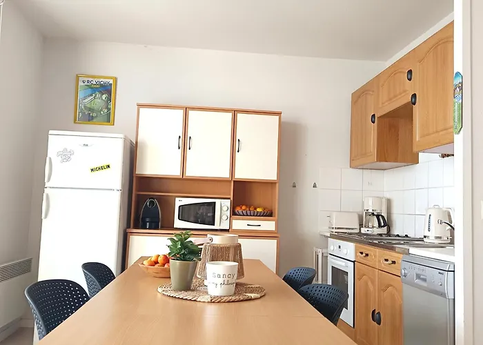 Besse: 6 Pers. Lumineux Avec Balcon Et Cuisine Equipee - Fr-1-814-144 Super Besse